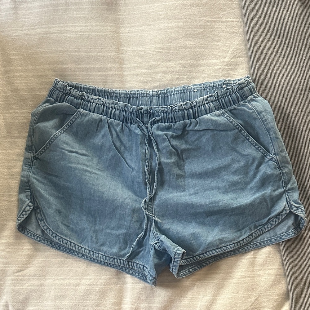 American Eagle Outfitters Light Wash Denim Drawstring Shorts